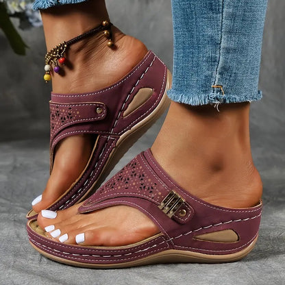 Sandales Compensées Femme Rouge foncé 29e03574-a072-463d-991f-92d4f2924a2f_c7421911-9b29-4575-affb-26696937d3bc