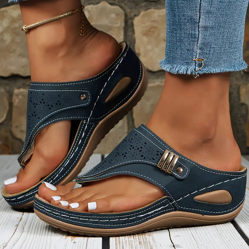 Sandales Compensées Femme 3e2cb80a-e61e-42ea-821e-5bf1abbce090